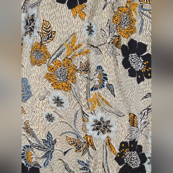 NWOT Evereve Floral Puff Sleeve - Picture 7 of 8